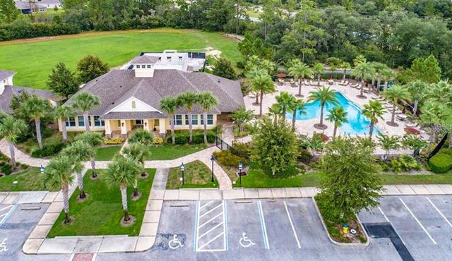 300 LAMBERTON LANE, Deland, FL 32724