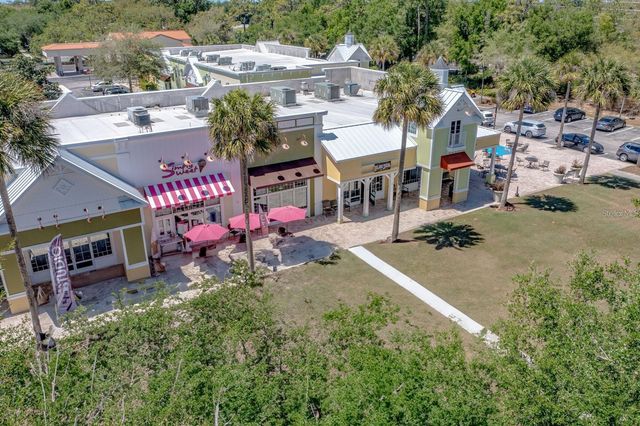 300 LAMBERTON LANE, Deland, FL 32724