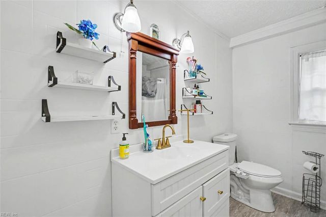 3597 Hickory Fork RD, Gloucester, VA 23061