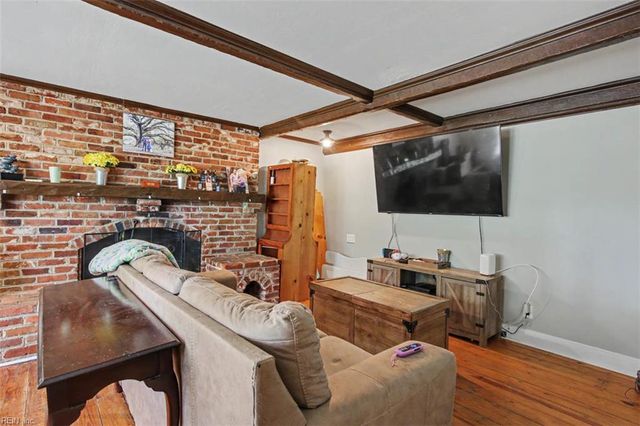 3597 Hickory Fork RD, Gloucester, VA 23061