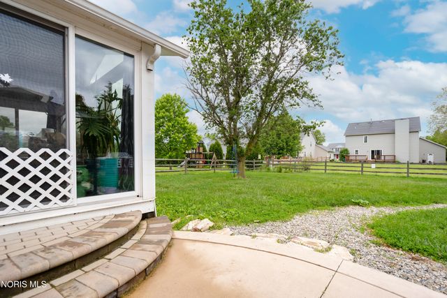 2083 Coe Court, Perrysburg, OH 43551