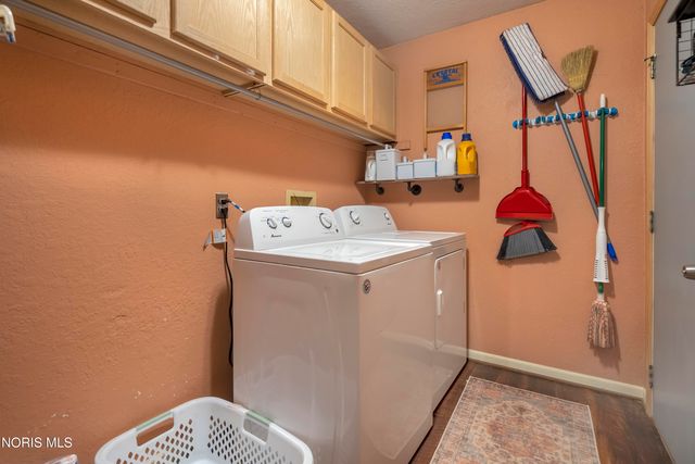 2083 Coe Court, Perrysburg, OH 43551