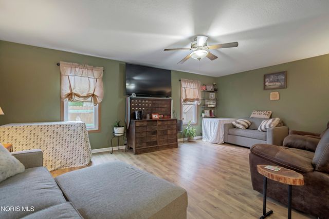 2083 Coe Court, Perrysburg, OH 43551