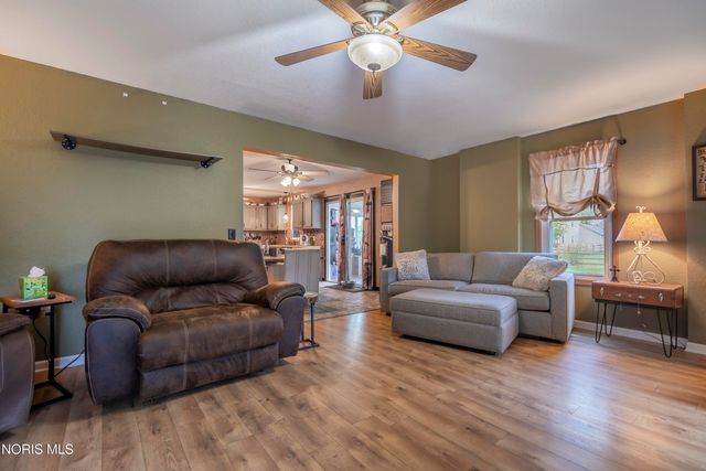 2083 Coe Court, Perrysburg, OH 43551