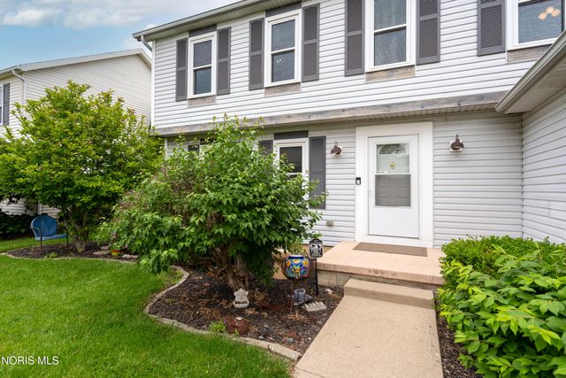 2083 Coe Court, Perrysburg, OH 43551