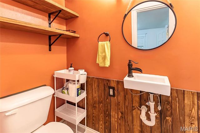 534 Tecumseh Street, St Charles, MO 63301