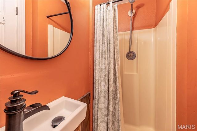 534 Tecumseh Street, St Charles, MO 63301