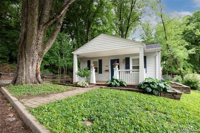 534 Tecumseh Street, St Charles, MO 63301