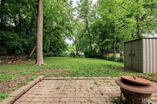 534 Tecumseh Street, St Charles, MO 63301