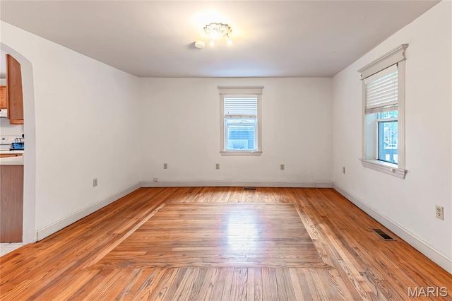 534 Tecumseh Street, St Charles, MO 63301