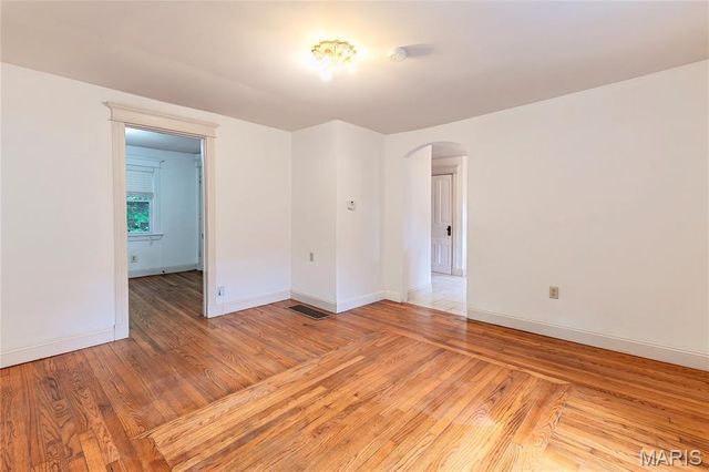 534 Tecumseh Street, St Charles, MO 63301