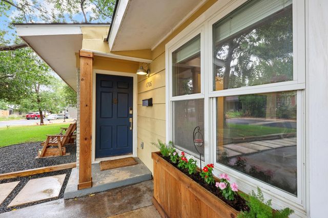 4706 Clawson RD, Austin, TX 78745