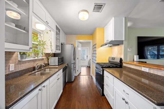 4706 Clawson RD, Austin, TX 78745