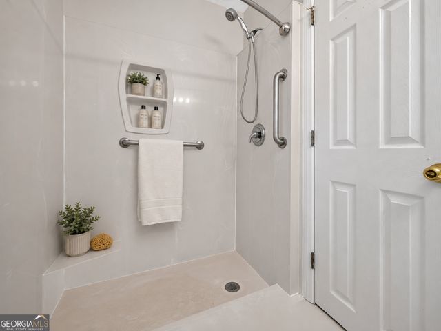 129 Springbrook Drive, Auburn, GA 30011