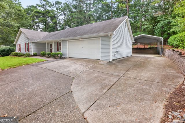 129 Springbrook Drive, Auburn, GA 30011