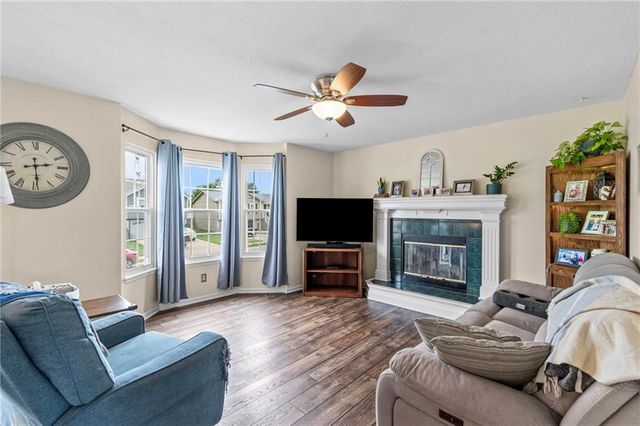 8514 NE 107th Terrace, Kansas City, MO 64157