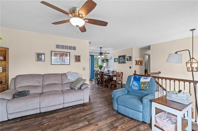 8514 NE 107th Terrace, Kansas City, MO 64157