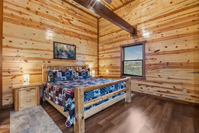 2864 Owens Rdg Way, Sevierville, TN 37876