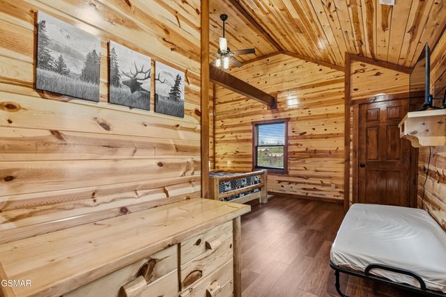 2864 Owens Rdg Way, Sevierville, TN 37876