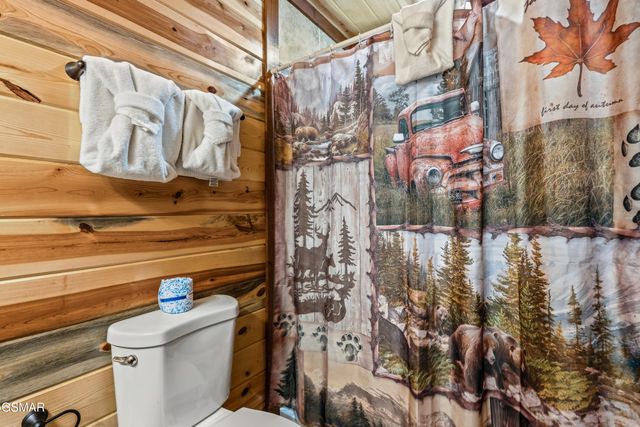 2864 Owens Rdg Way, Sevierville, TN 37876