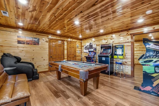 2864 Owens Rdg Way, Sevierville, TN 37876