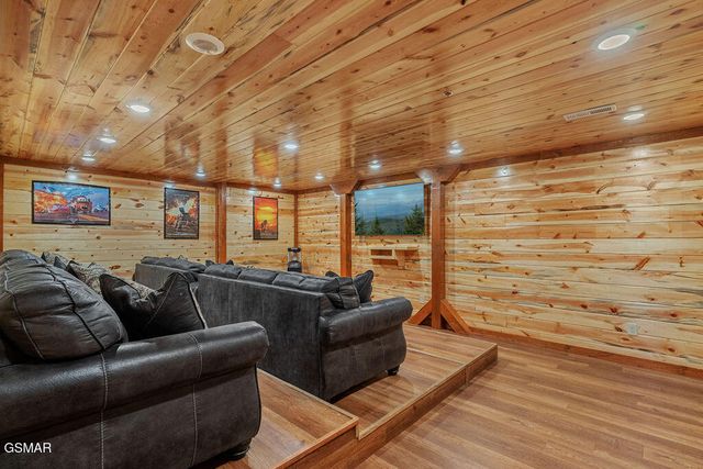 2864 Owens Rdg Way, Sevierville, TN 37876