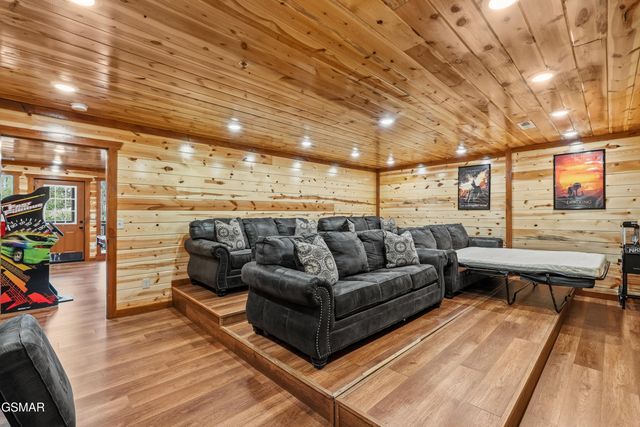 2864 Owens Rdg Way, Sevierville, TN 37876