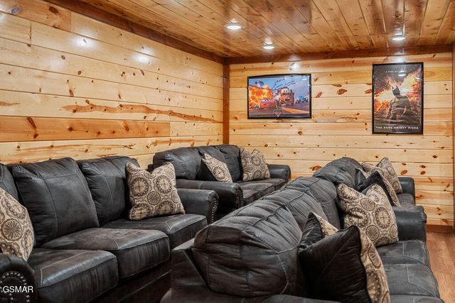 2864 Owens Rdg Way, Sevierville, TN 37876