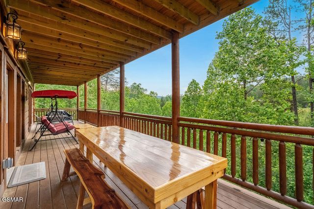 2864 Owens Rdg Way, Sevierville, TN 37876