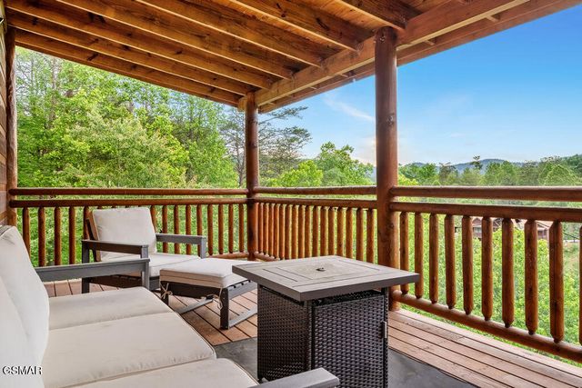 2864 Owens Rdg Way, Sevierville, TN 37876