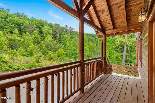 2864 Owens Rdg Way, Sevierville, TN 37876