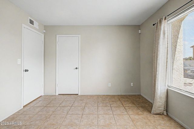 6708 W KINGS Avenue, Peoria, AZ 85382