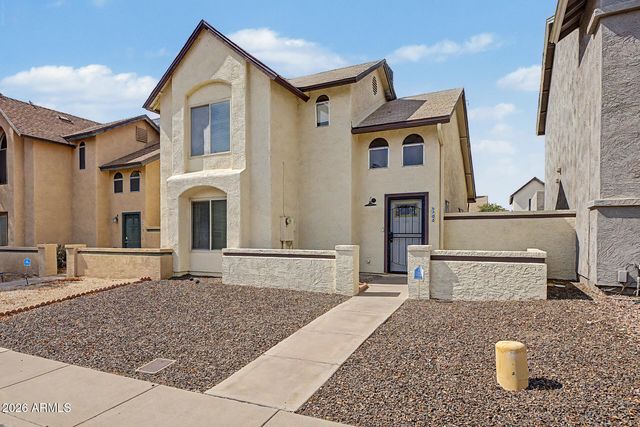 6708 W KINGS Avenue, Peoria, AZ 85382