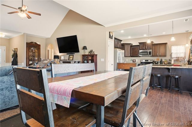 3019 Sarah Beth Way, Jeffersonville, IN 47130