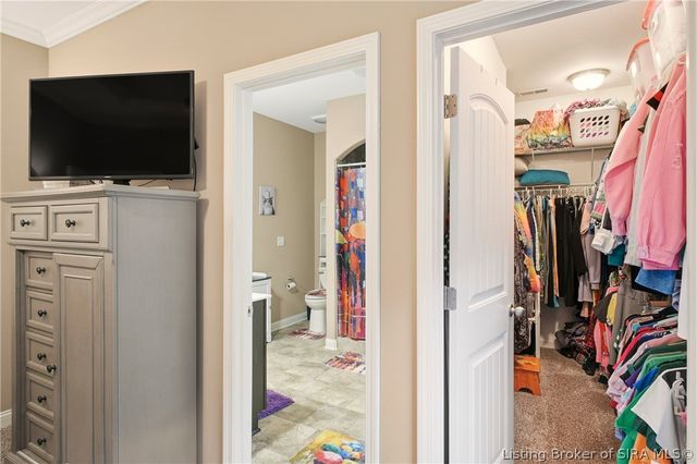 3019 Sarah Beth Way, Jeffersonville, IN 47130