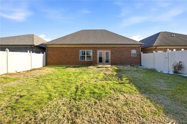 3019 Sarah Beth Way, Jeffersonville, IN 47130