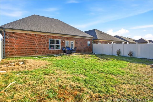 3019 Sarah Beth Way, Jeffersonville, IN 47130