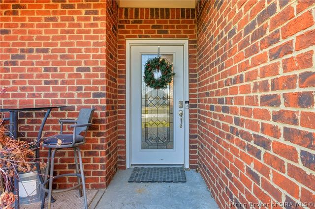 3019 Sarah Beth Way, Jeffersonville, IN 47130