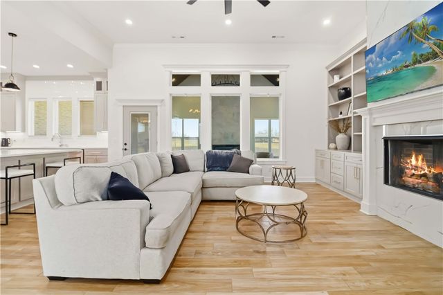 14303 Cozy Corners Road, Siloam Springs, AR 72761