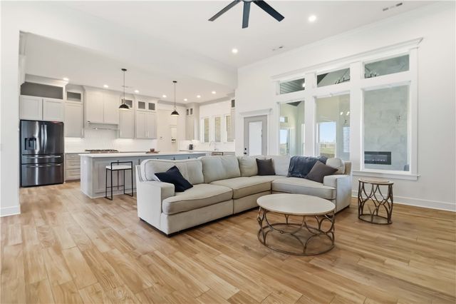 14303 Cozy Corners Road, Siloam Springs, AR 72761