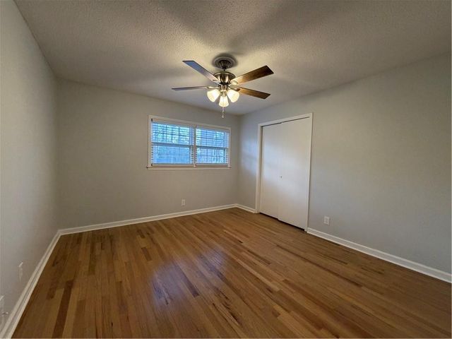 501 Little John Drive NW, Lilburn, GA 30047