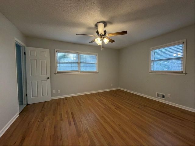 501 Little John Drive NW, Lilburn, GA 30047