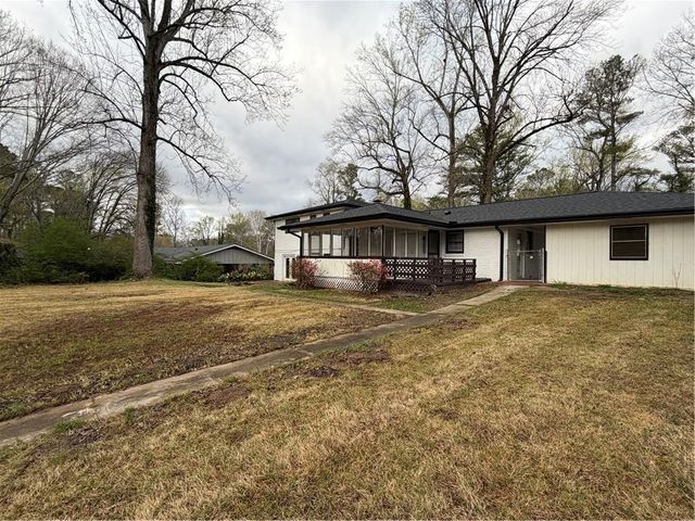 501 Little John Drive NW, Lilburn, GA 30047