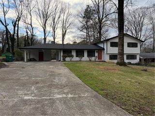 501 Little John Drive NW, Lilburn, GA 30047