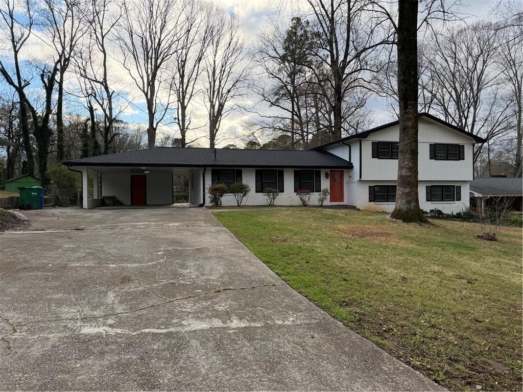 501 Little John Drive NW, Lilburn, GA 30047