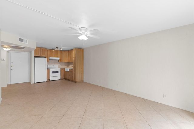 101 E Mcnab Road 112, Pompano Beach, FL 33060