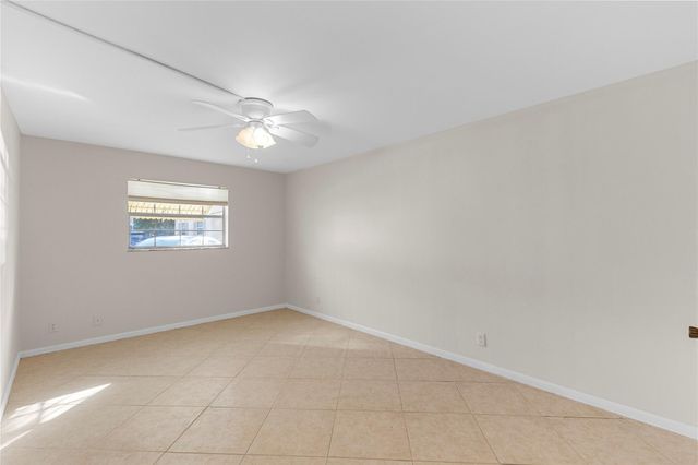 101 E Mcnab Road 112, Pompano Beach, FL 33060
