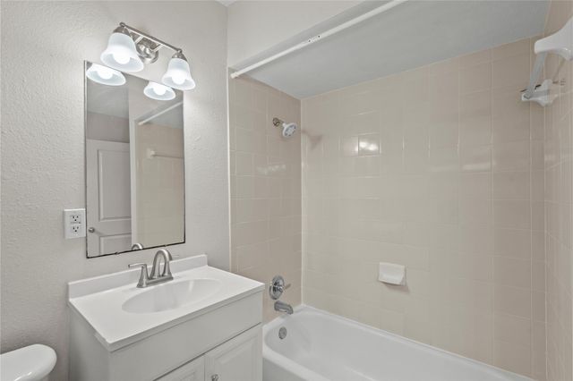 102 Strand Street 19, Galveston, TX 77550