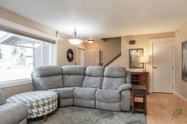 4581 DRAKE STREET, Fairbanks, AK 99709
