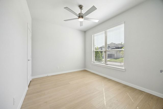 4704 Sandburg Street, Mckinney, TX 75071